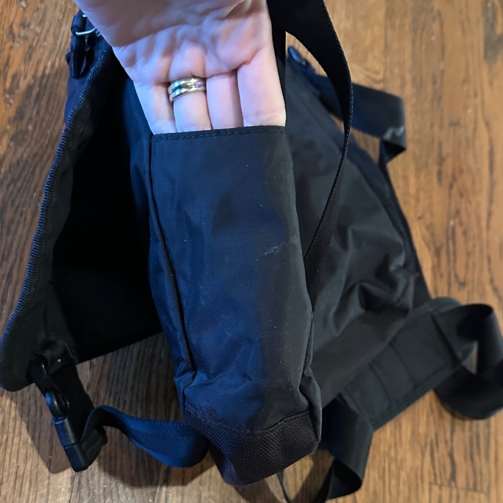 Polo by Ralph Lauren Classic Black Messenger Bag! - Picture 10 of 11